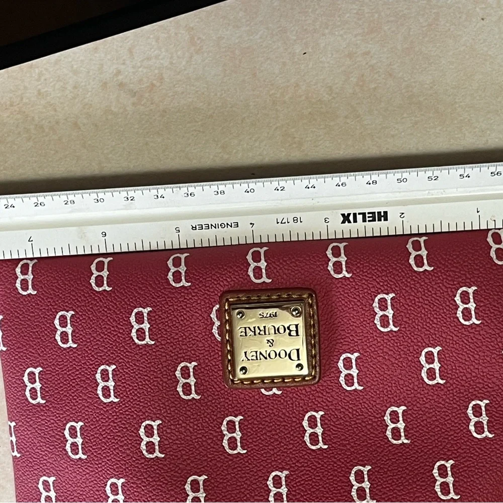 Dooney & Bourke Red Crossbody Bag with Geometric Pattern - Picture 8 of 12